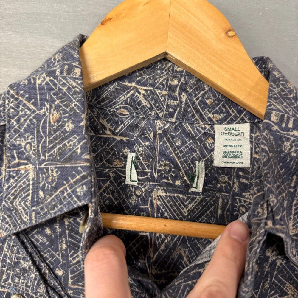 Vintage L.L.Bean Button Down Shirt Blue Geometric Tribal Print Mens‎ Small DD36